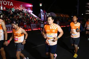 BIB: 058, 23965, 22999
                            <button type="button" onclick="openModal(23057983)" class="btn btn-primary btn-sm float-right btn-popup" data-toggle="modal" data-target=".modal-high-quality">
                        <i class="fas fa-shopping-cart"></i> Add to Cart
                    </button>
                                            <button type="button" onclick="isThisMe(23057983, true)" class="btn btn-success btn-sm float-right btn-popup btn-isme hidden" data-toggle="tooltip" data-placement="bottom" title="นี่คือรูปของคุณใช่ไหม คลิกที่นี่เพื่อเอาเข้าอัลบั้ม">
                        <i class="fas fa-plus"></i> Add to album
                    </button>
                    <button type="button" onclick="isThisMe(23057983, false)" class="btn btn-warning btn-sm float-right btn-popup btn-isnotme hidden">
                        <i class="fas fa-ban"></i> Remove from album
                    </button>